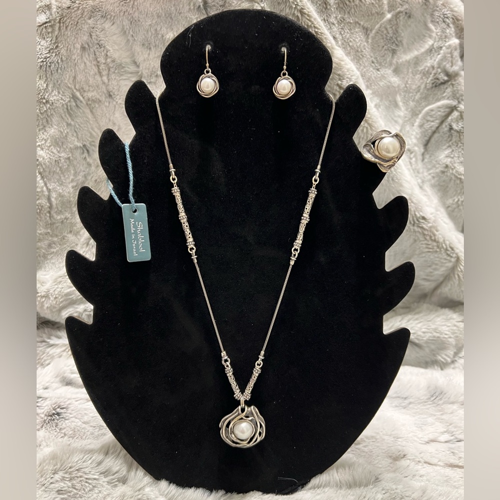 Shablool Sterling Silver Pearl necklace, earrings and ring set